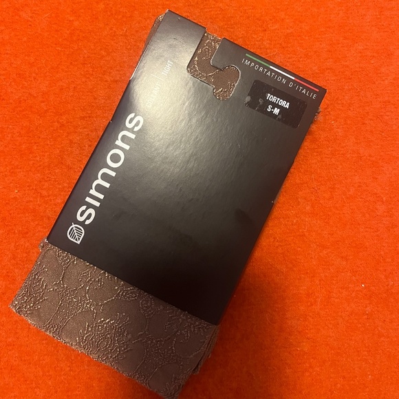 Light brown sparkly baroque arabesque tights made in Italy NWT - Picture 3 of 4